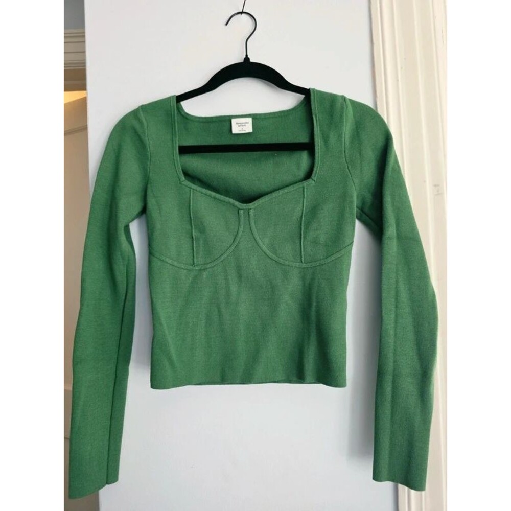 Abercrombie and Fitch green top sweater